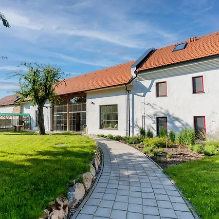 Villa Sypka Podhorany Sokolniky (Nitriansky kraj)