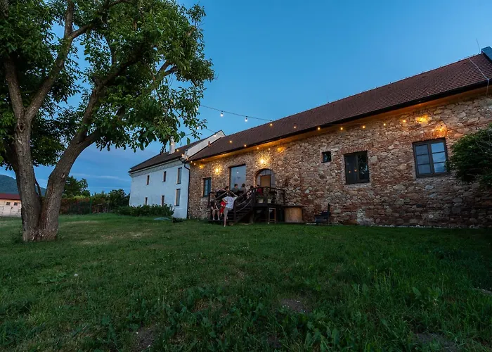 Sypka Podhorany Villa Sokolniky (Nitriansky kraj)